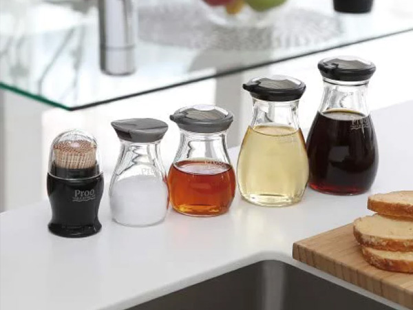 Dressing & Spice Dispensers